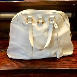 Yves Saint Laurent Leather Muse Tote